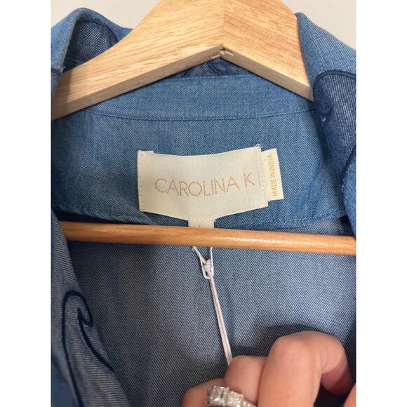 NWT Carolina K Pina Embroidered Denim Boxy Fit Short-Sleeve Shirt Blue Size: L - Picture 5 of 8